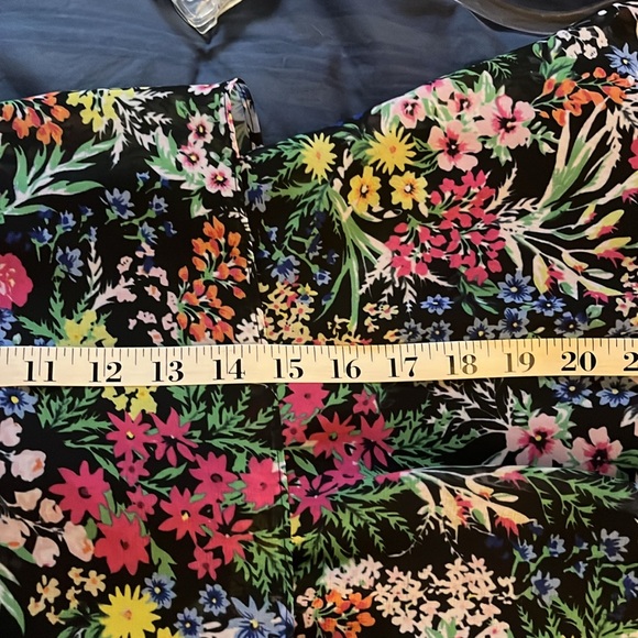 NWOT! Yumi Kim size small/petite floral spaghetti strap top. Laces in back - Picture 10 of 10